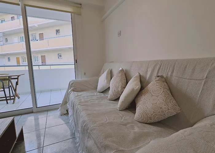 Miracle Apartment Larnaca